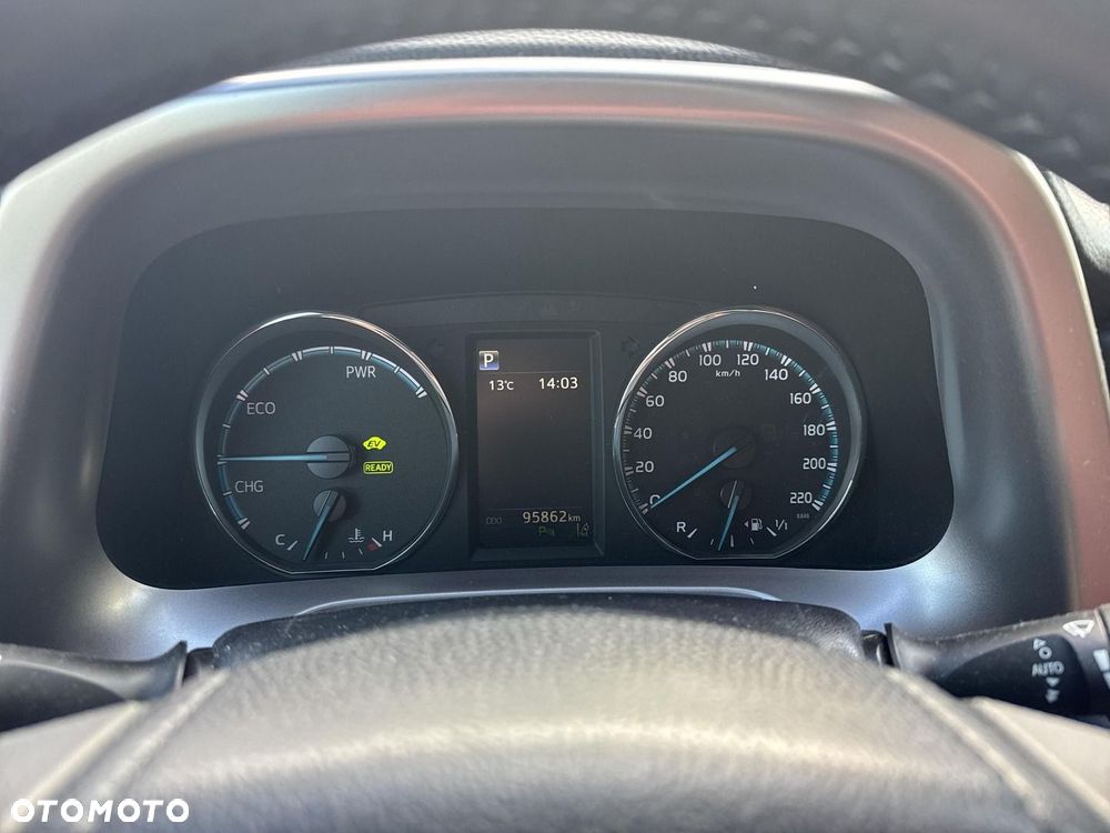 Toyota RAV4 - 16