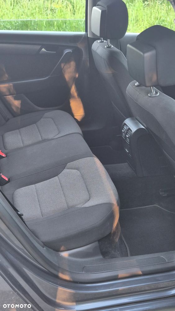 Volkswagen Passat 1.6 TDI BlueMotion - 12