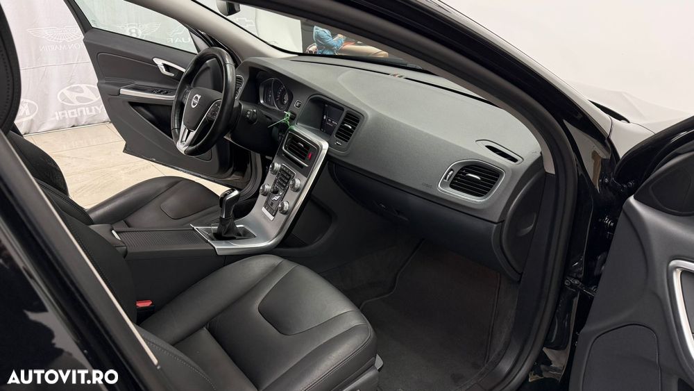 Volvo V60 D3 - 8