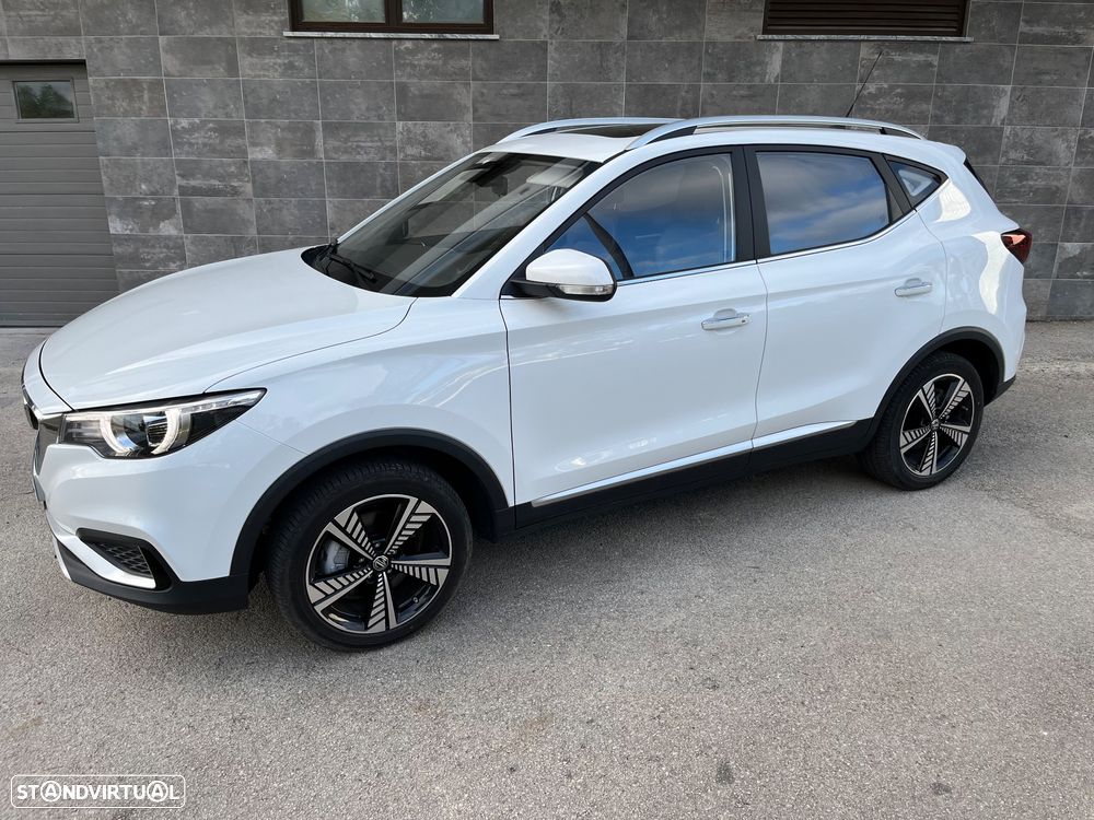MG ZS EV 44.5 kWh Luxury - 18
