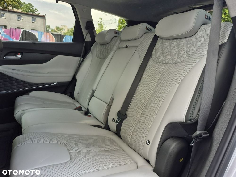 Hyundai Santa Fe 1.6 T-GDI HEV Platinum 4WD - 17