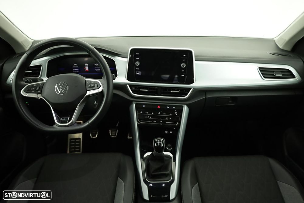 VW T-Roc 1.0 TSI - 8