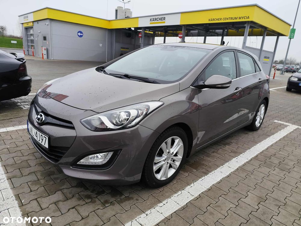 Hyundai i30 1.6 CRDi Trend - 4