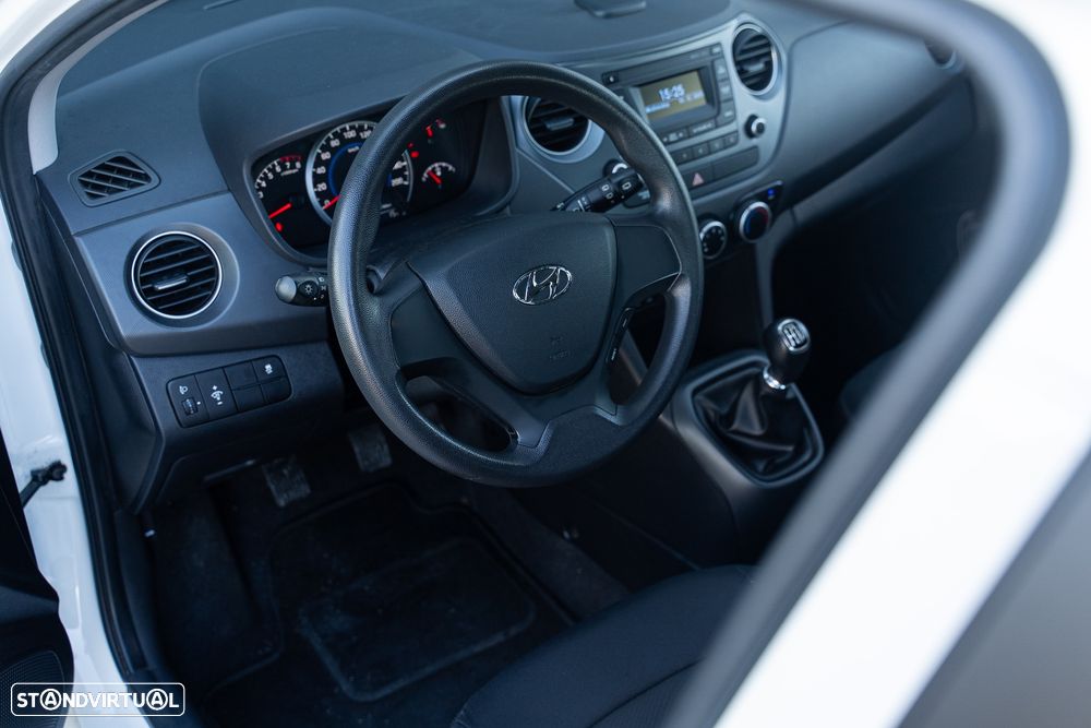 Hyundai i10 1.2 YES! Silver - 15