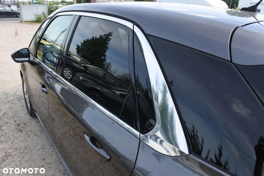 Citroën C4 Picasso PureTech 130 Stop&Start SHINE - 28