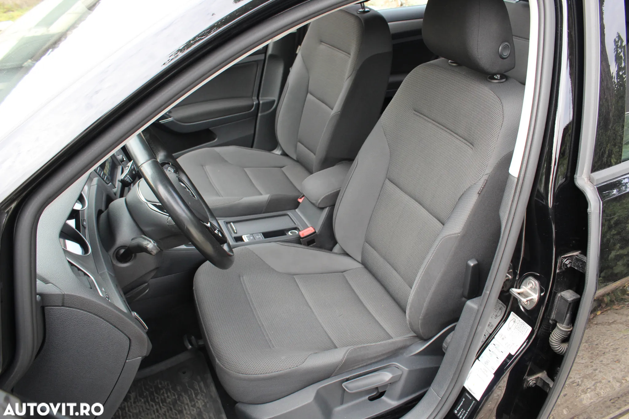 Volkswagen Golf 1.6 TDI DPF BMT Comfortline - 7