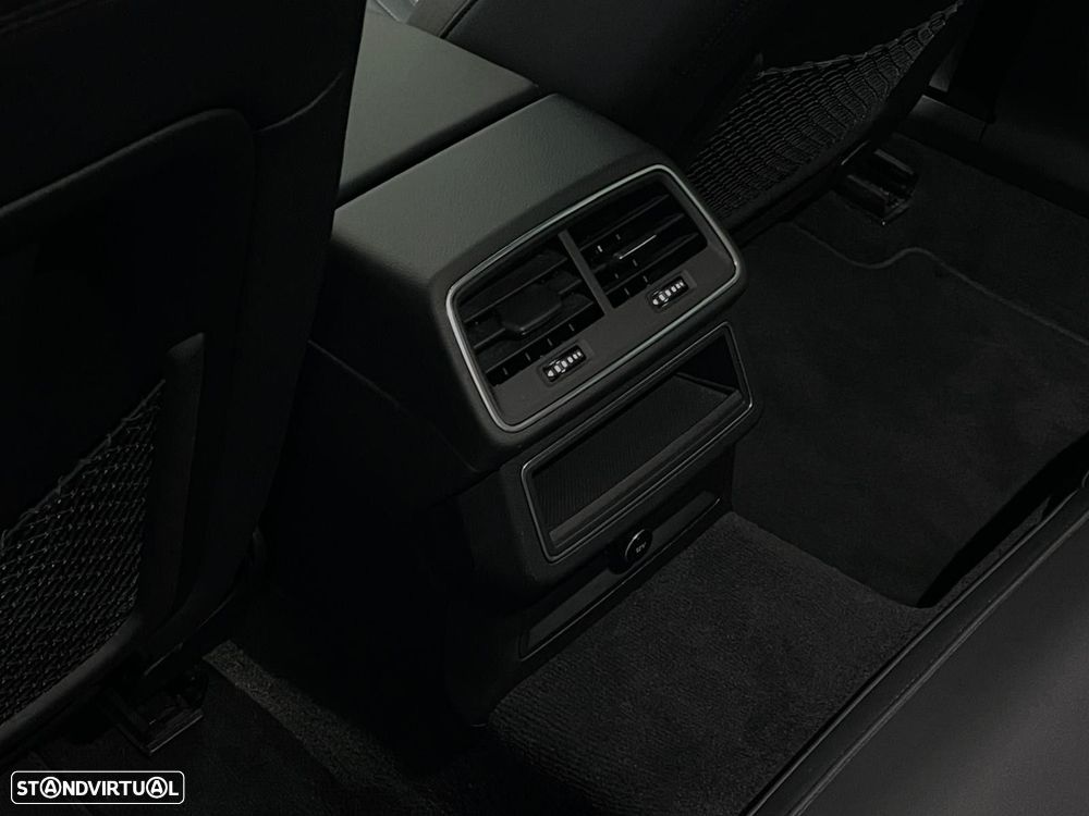 Audi A6 Allroad - 30