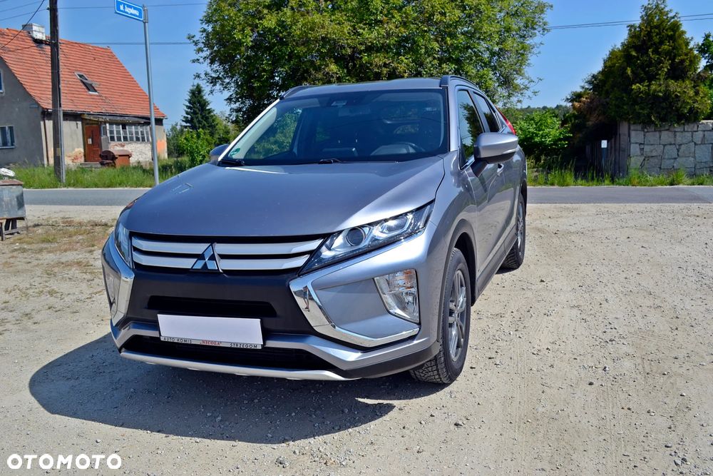 Mitsubishi Eclipse Cross 1.5 T-MIVEC (ClearTec) CVT 2WD Active - 3