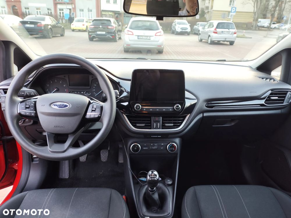 Ford Fiesta 1.0 EcoBoost S&S COOL&CONNECT - 11