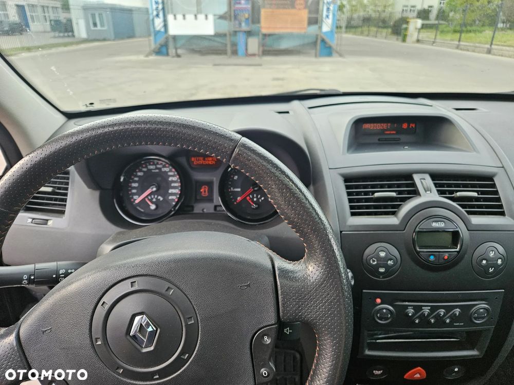 Renault Megane - 9