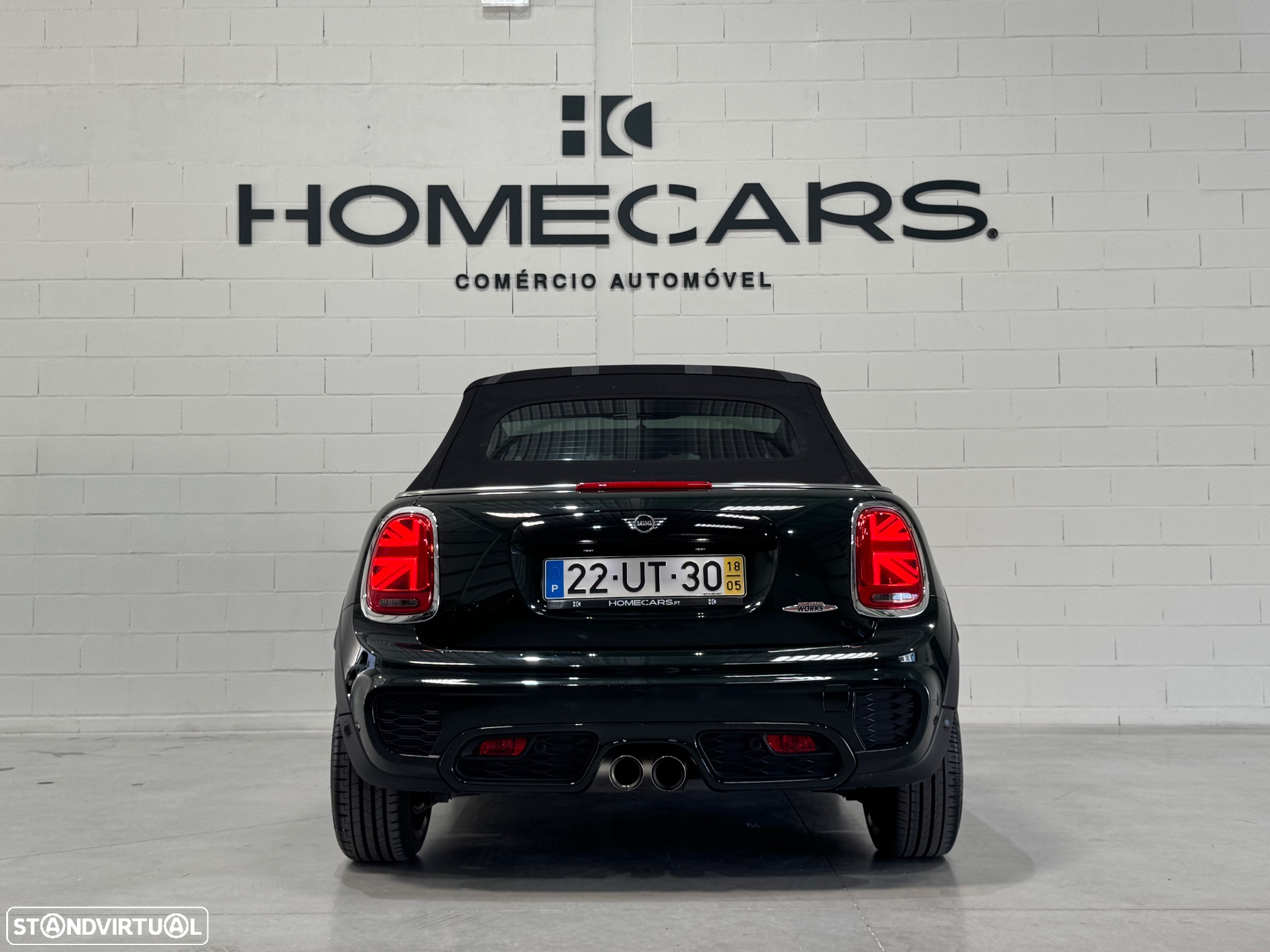 MINI Cabrio John Cooper Works - 18