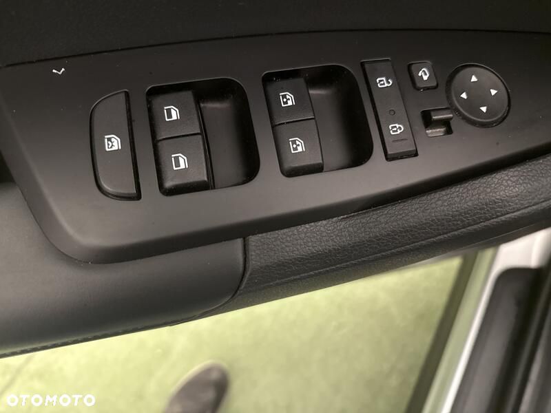 Kia Sportage 1.6 T-GDI MHEV L 2WD DCT - 12