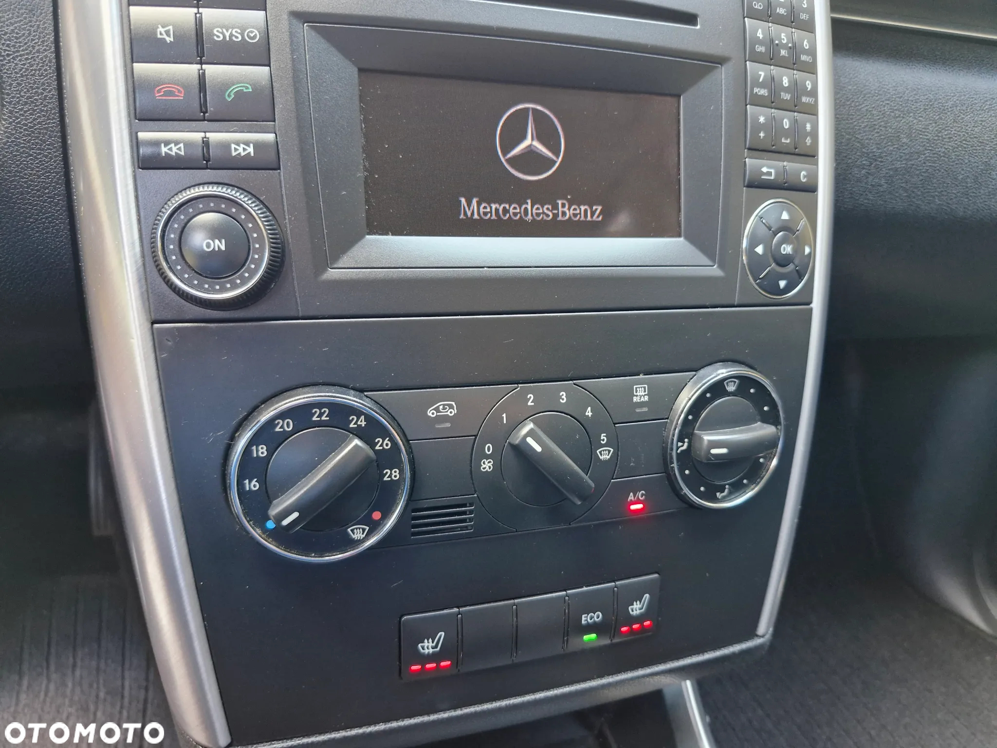 Mercedes-Benz Klasa B 180 BlueEffICIENCY - 12