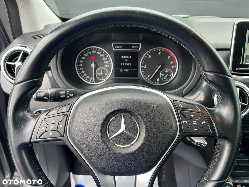 Mercedes-Benz Klasa B 200 CDI (BlueEFFICIENCY) - 15