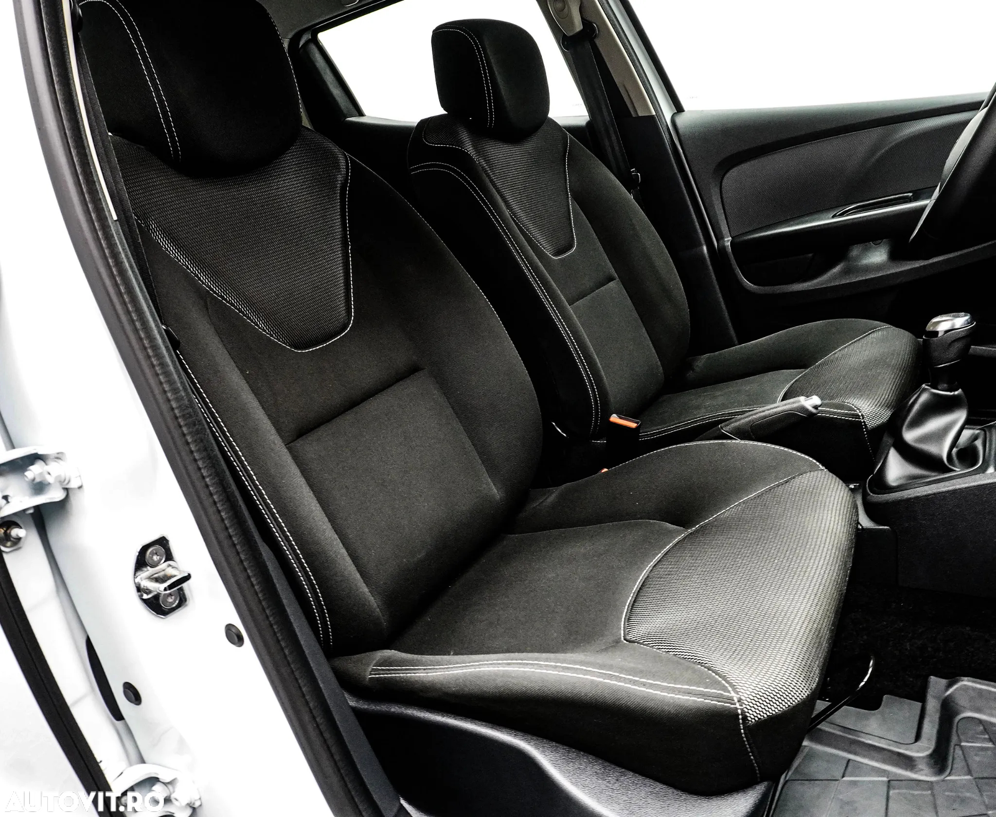 Renault Clio IV 0.9 Energy TCe Intens - 14