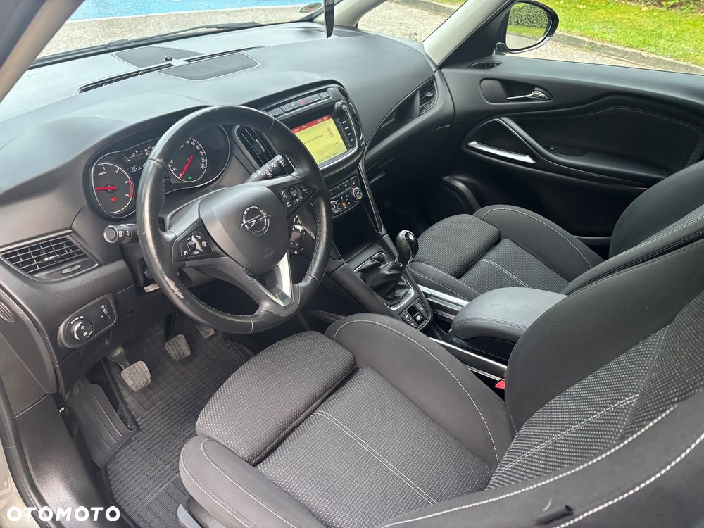 Opel Zafira - 7