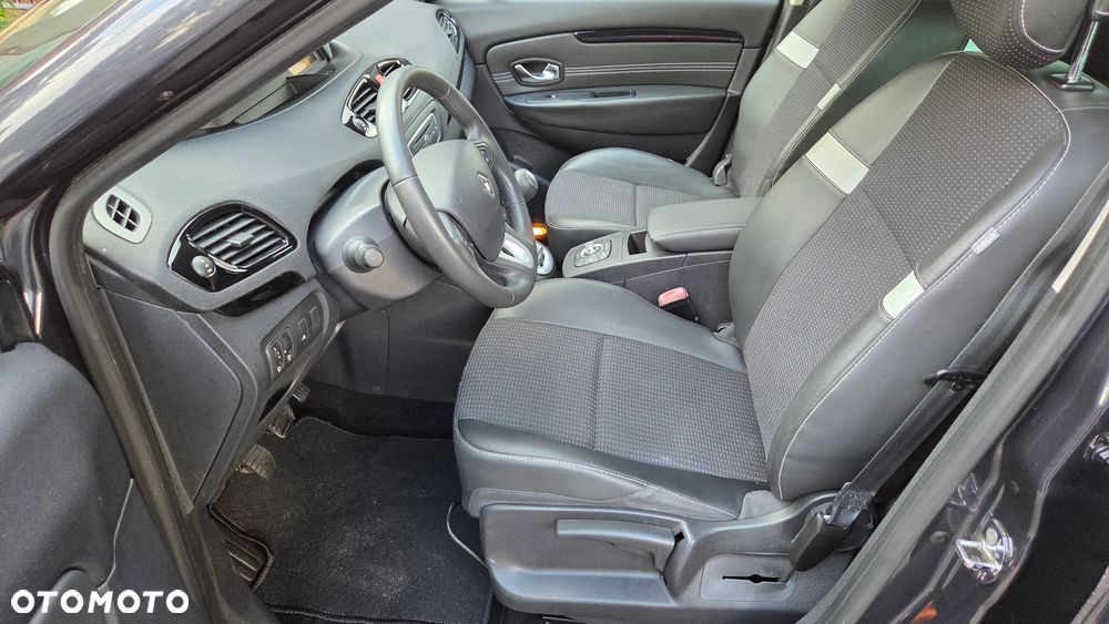 Renault Scenic 1.6 16V 110 TomTom Edition - 23