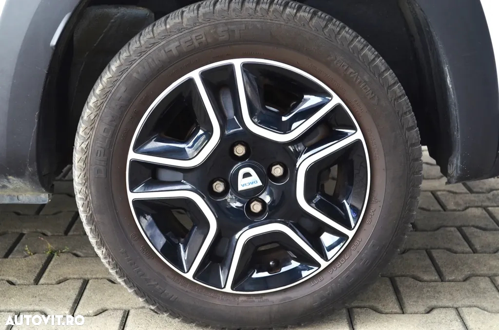 Dacia Spring Comfort Plus - 12