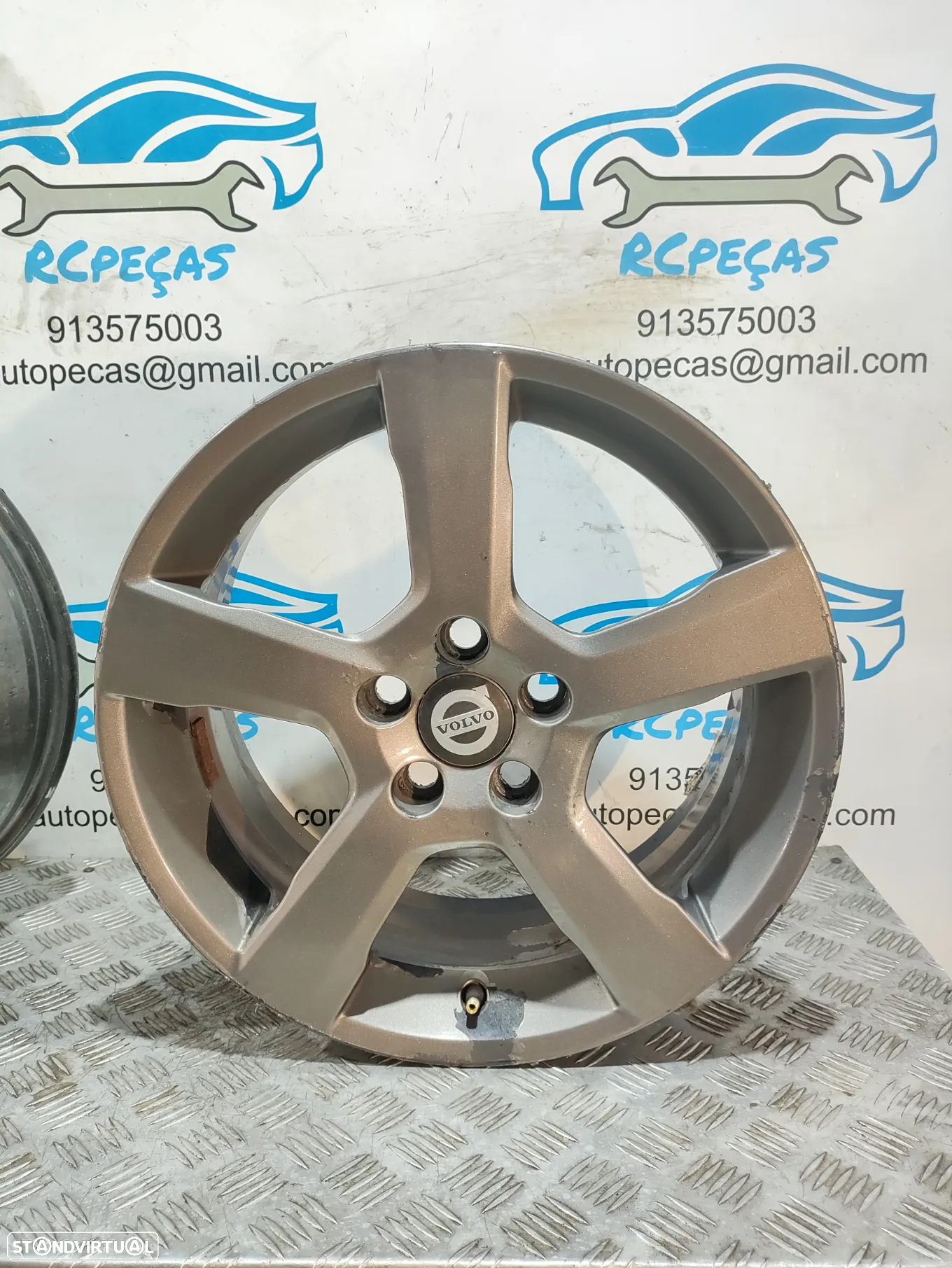 Conjunto Jantes 17 Originais Volvo C30 7J ET52,5 5x108 - 6