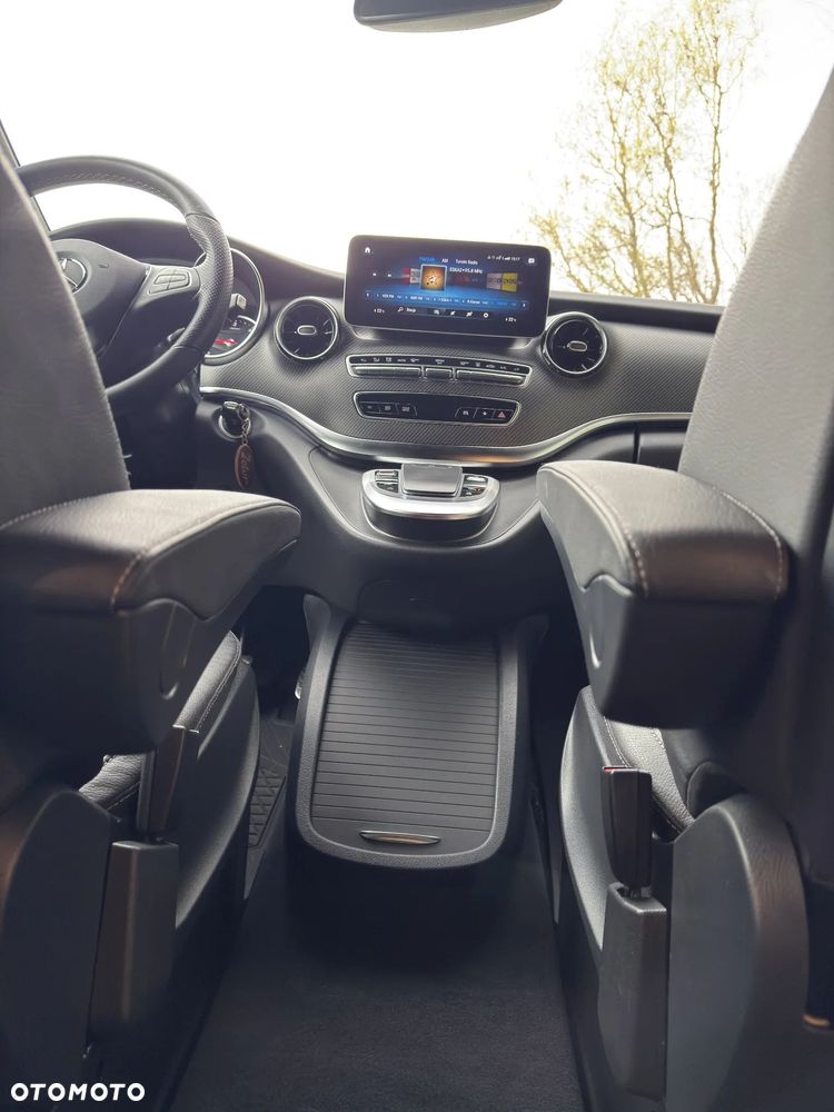 Mercedes-Benz Klasa V 300 d kompakt 4Matic 9G-TRONIC Style - 16