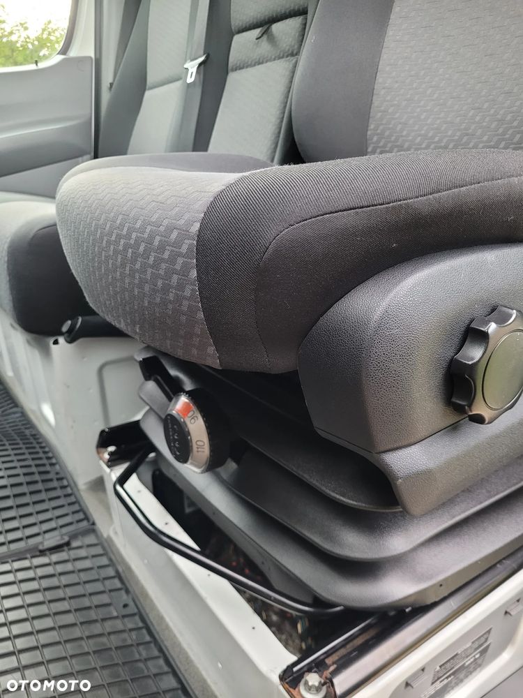 Volkswagen Crafter - 10