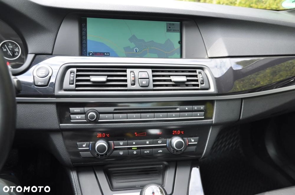 BMW Seria 5 520d Modern Line - 22