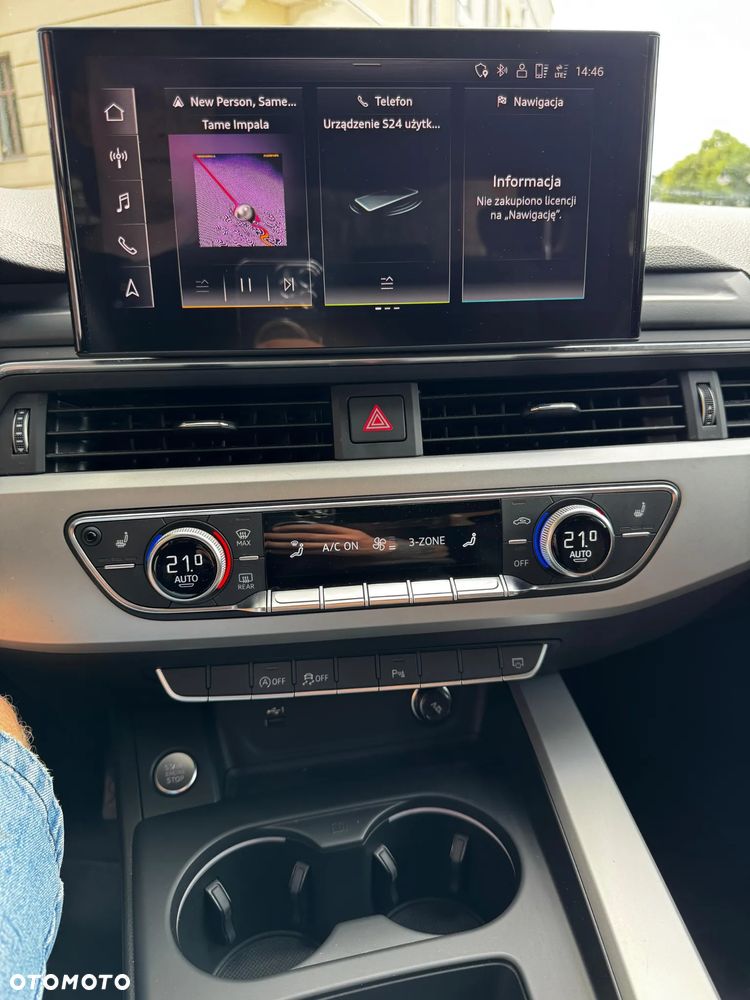 Audi A4 Limousine - 11