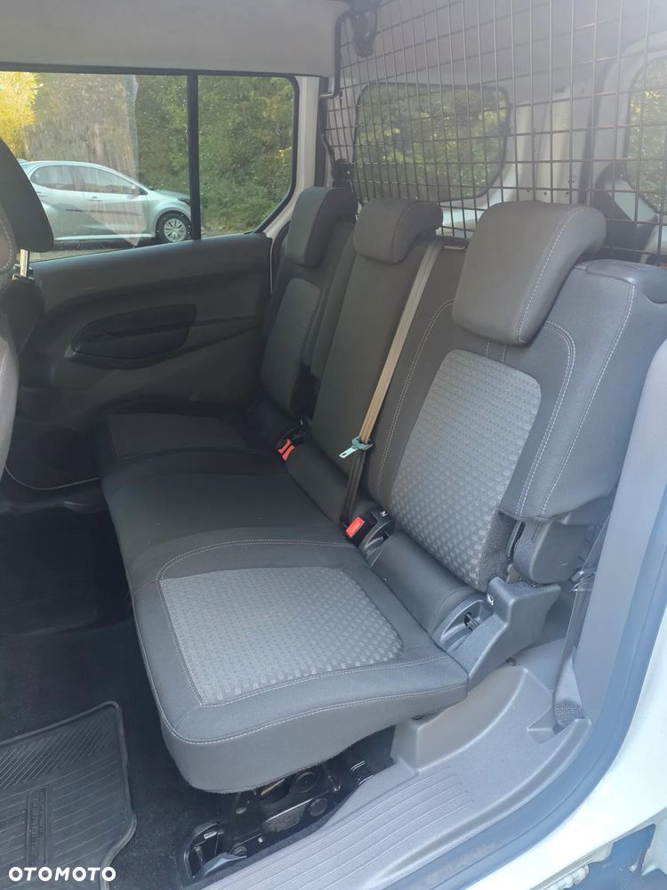 Ford Transit Connect - 12
