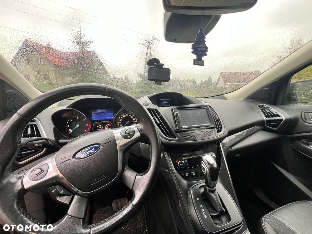 Ford Kuga 2.0 TDCi 4x4 Titanium - 2