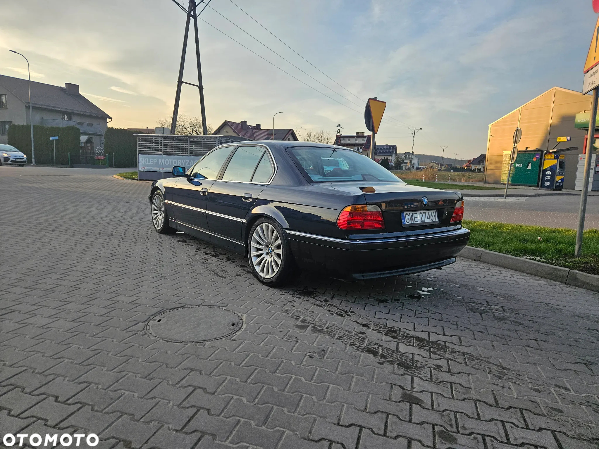 BMW Seria 7 728i L - 11