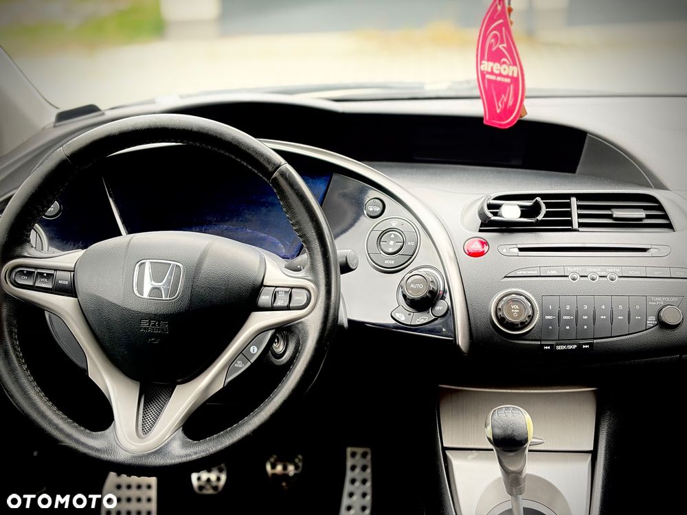 Honda Civic 1.8 Comfort - 8