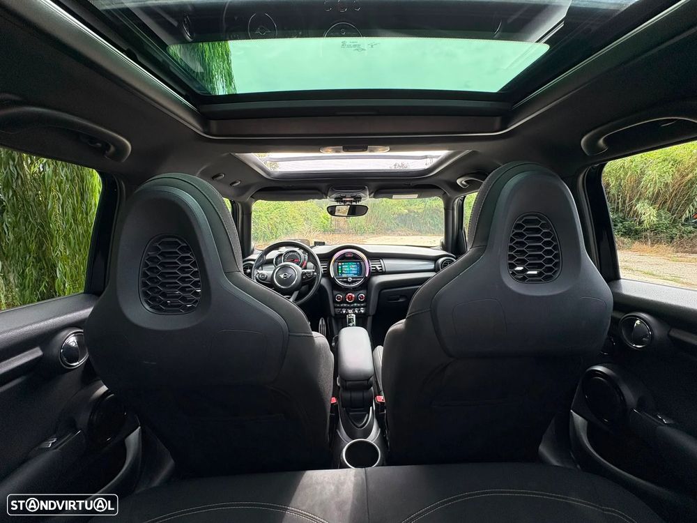 MINI 5 Portas Cooper D Aut. - 20