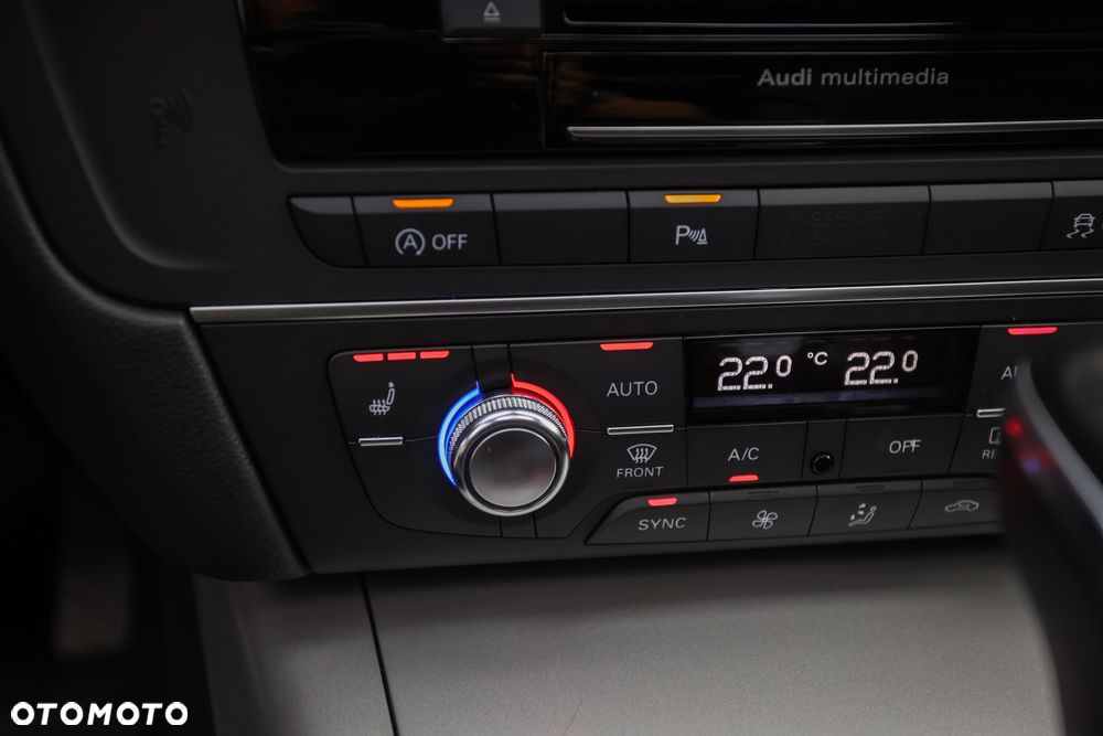 Audi A6 Avant 2.0 TDI Ultra DPF S tronic - 29