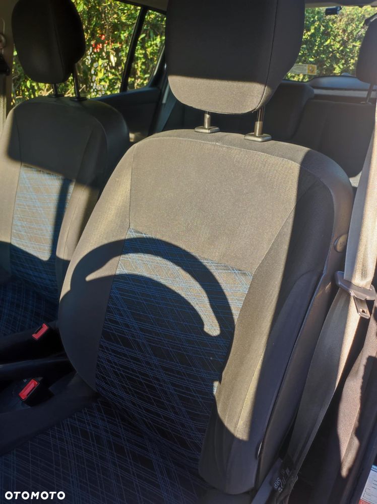 Renault Clio - 21
