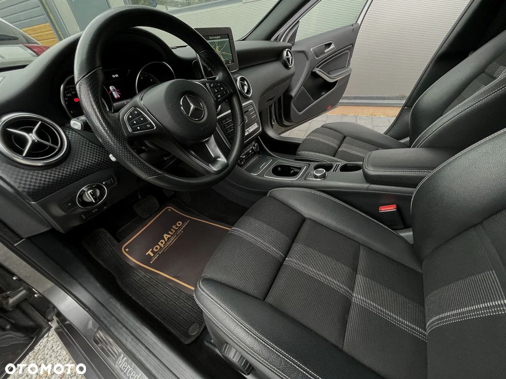 Mercedes-Benz Klasa A 180 CDI 7G DCT - 19