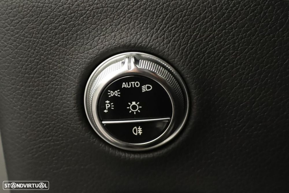 Mercedes-Benz GLC 300 de 4Matic 9G-TRONIC AMG Line - 19