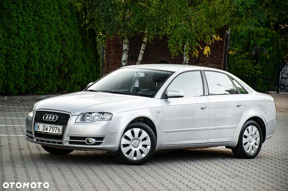 Audi A4 Limousine 1.6 - 4