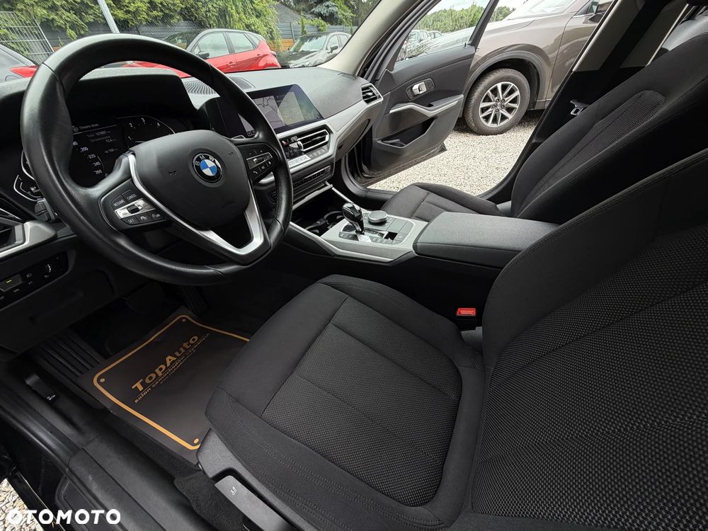BMW Seria 3 320d Advantage - 18