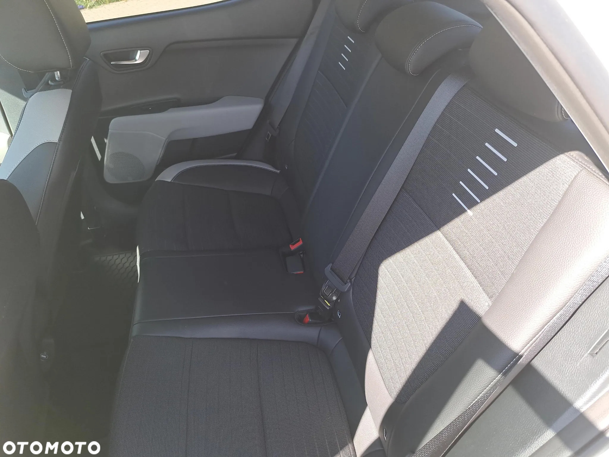 Kia Stonic 1.2 L Business Line - 17