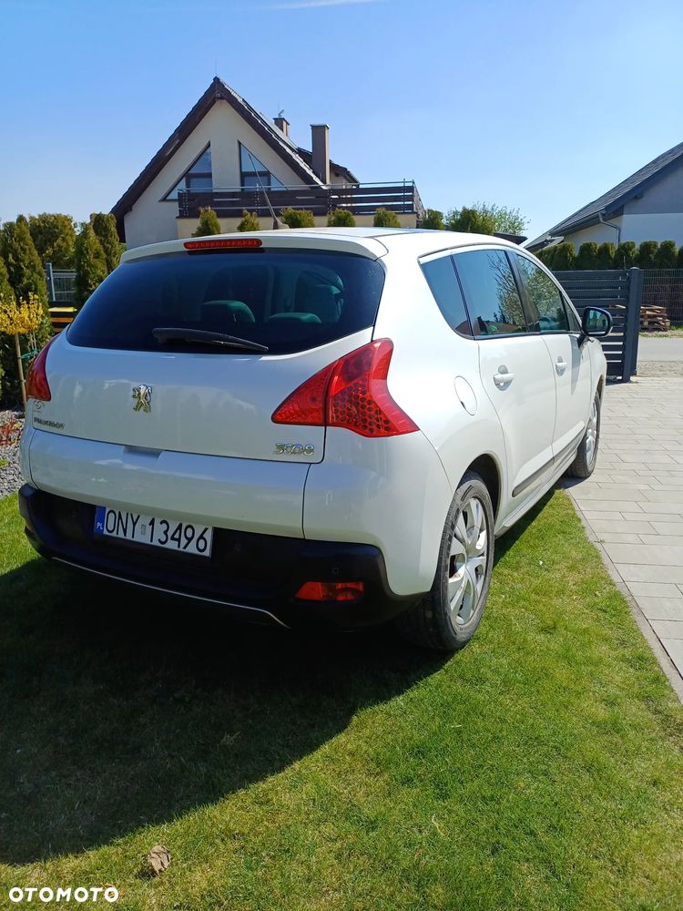 Peugeot 3008 2.0 HDi Premium+ - 24