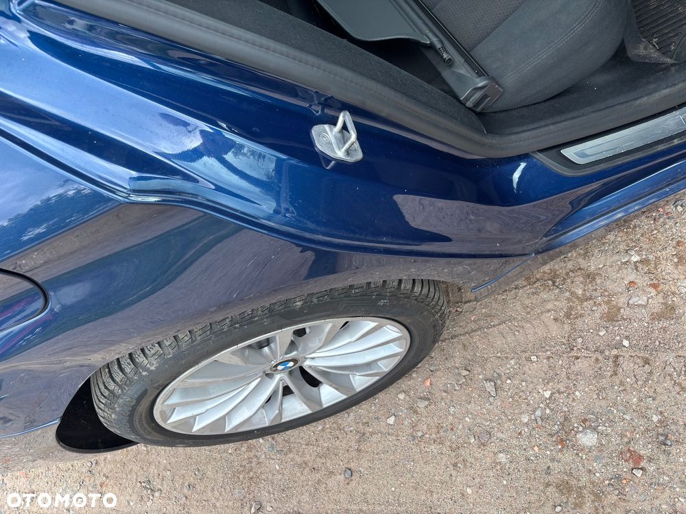 BMW Seria 5 530d xDrive - 12