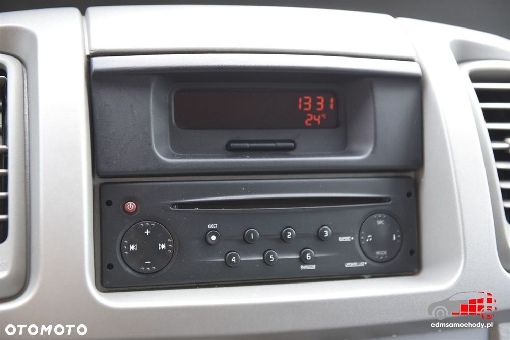 Renault Trafic - 15