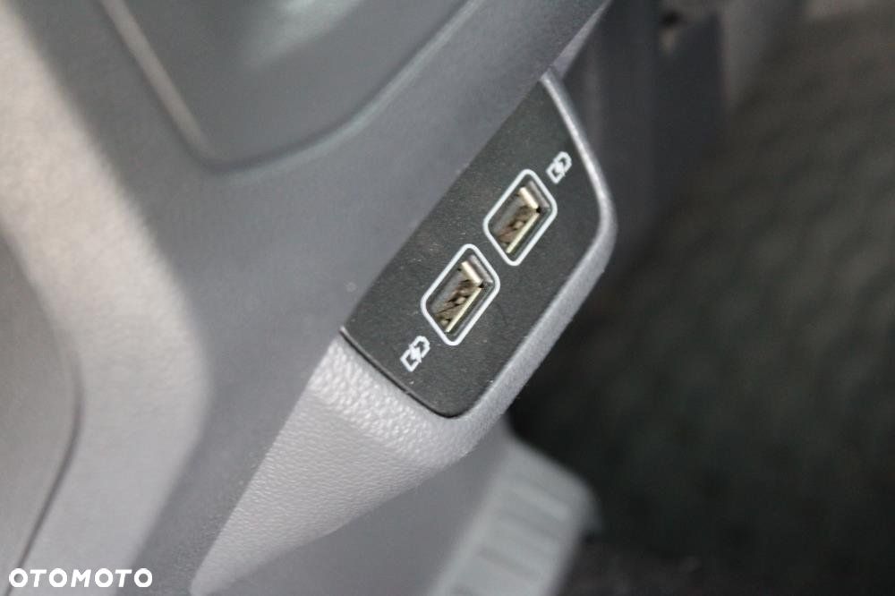 Volkswagen T-Cross - 10
