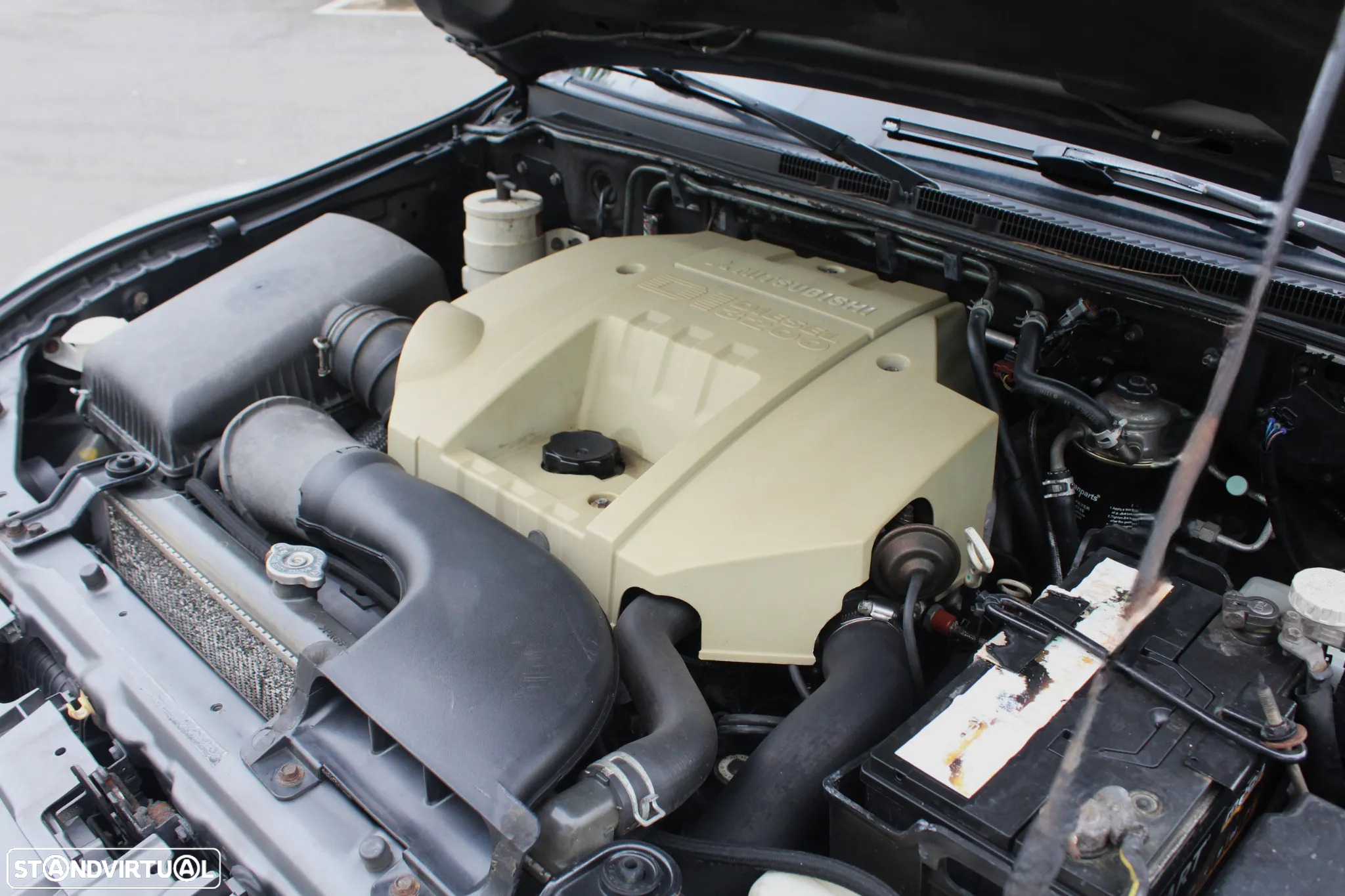 Mitsubishi Pajero 3.2 DI-D GLS ABS+CA - 34
