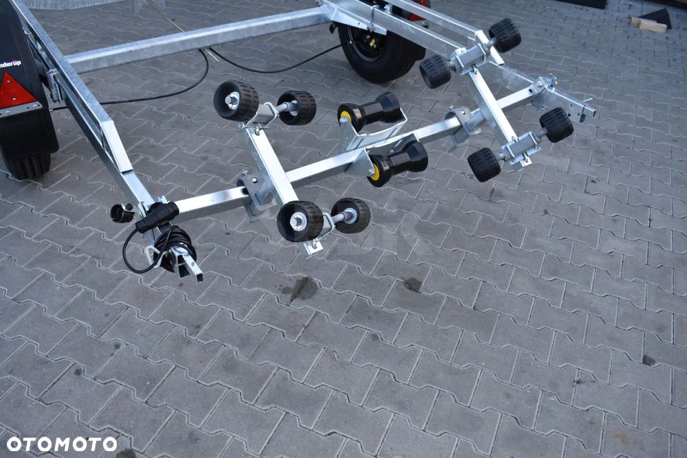 Brenderup Mocna przyczepa podłodziowa 221800B DMC 1800 kg. do łódki 6,5 m. - 8