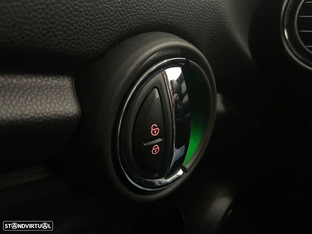 MINI 5 Portas Cooper D - 37