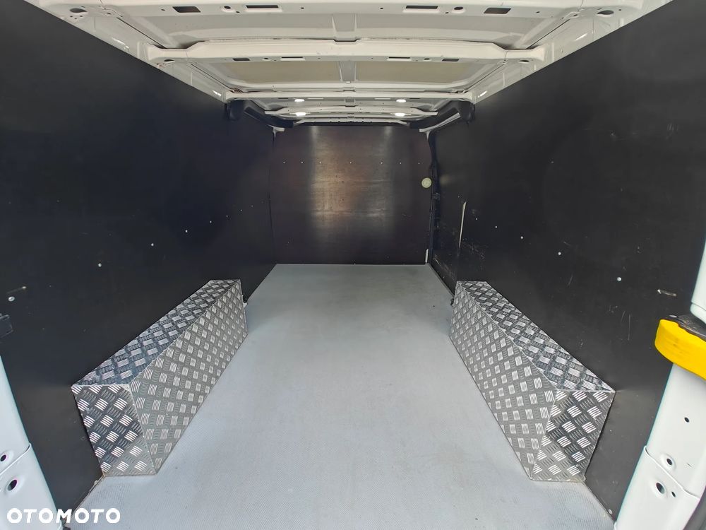 Ford CUSTOM TRANSIT - 3