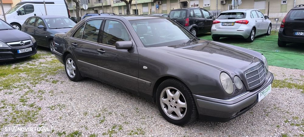 Mercedes-Benz E 290 - 2