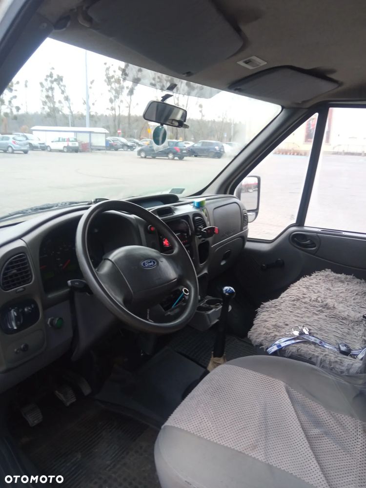 Ford Transit - 3