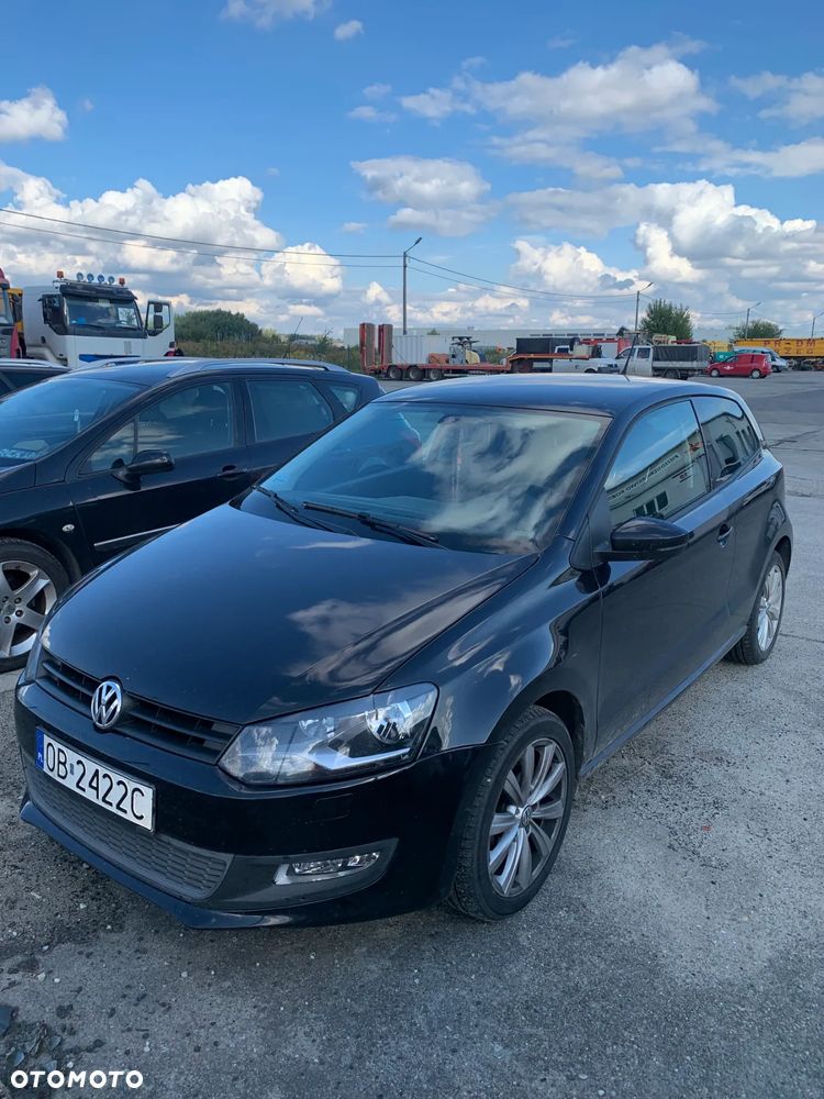Volkswagen Polo - 2